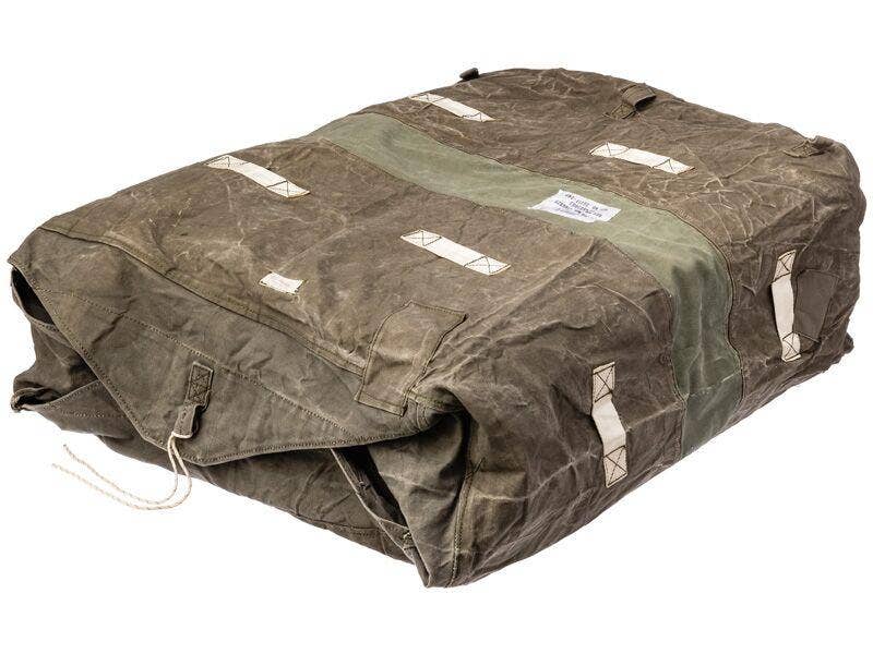 VINTAGE COMFORTER STORAGE BAG