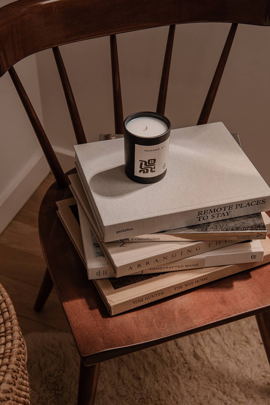 Mohawk St. Luxury Candle | Musk, Amber & Sandalwood