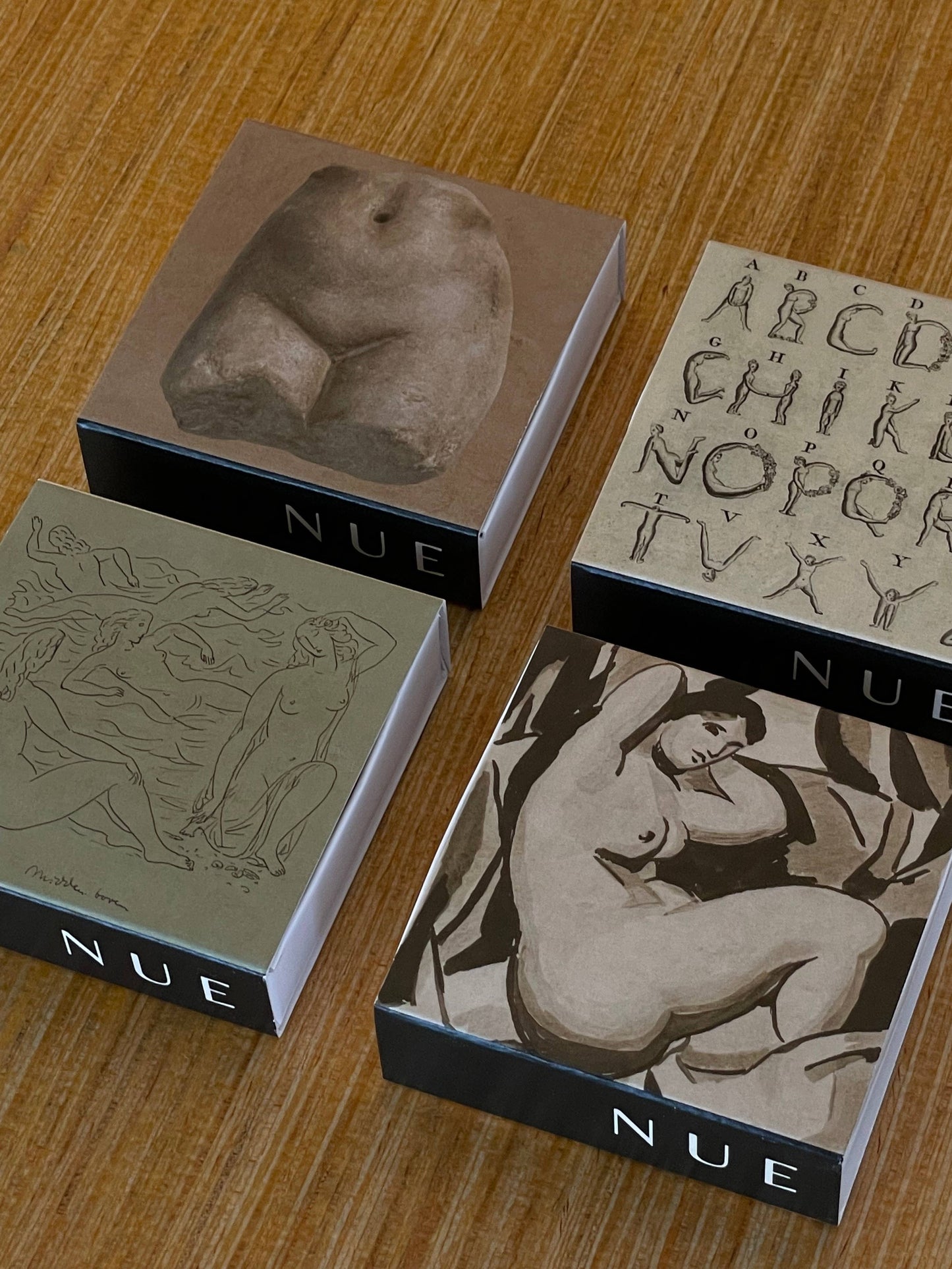 SCULPTURE - Nue Matches