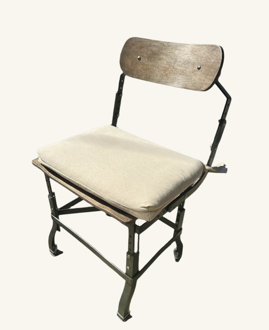 Set of 6 Vintage Do/More health chairs