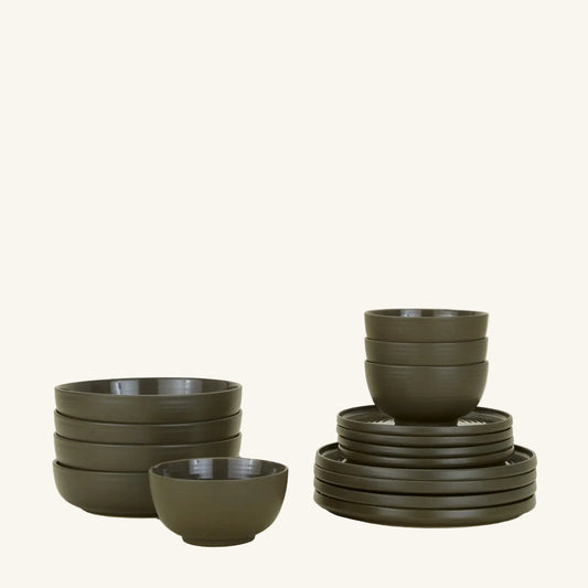 ESSENTIAL DINNERWARE - 16 PC SET, OLIVE