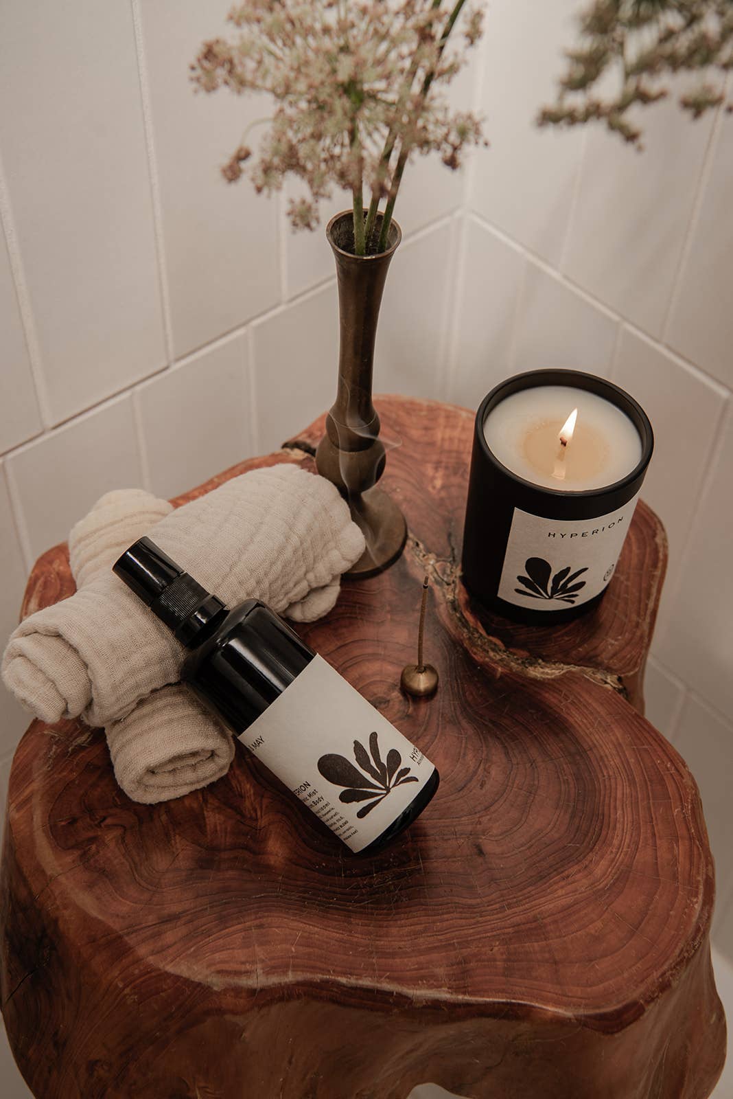Hyperion Luxury Scented Candle