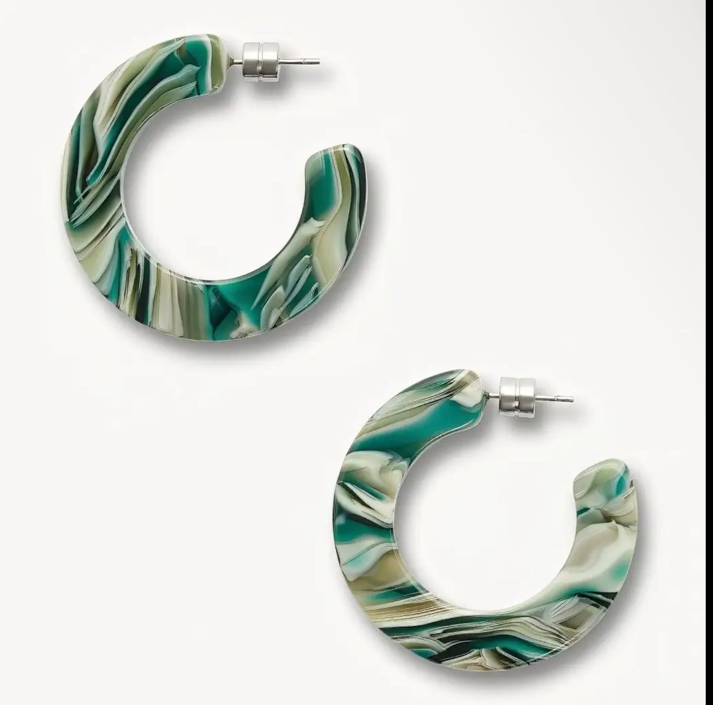 Kate Hoops in Stromanthe