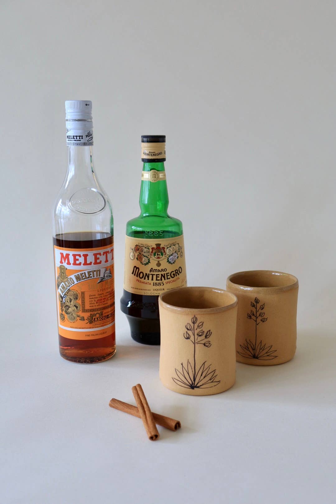 Yucca Tumbler : Gold