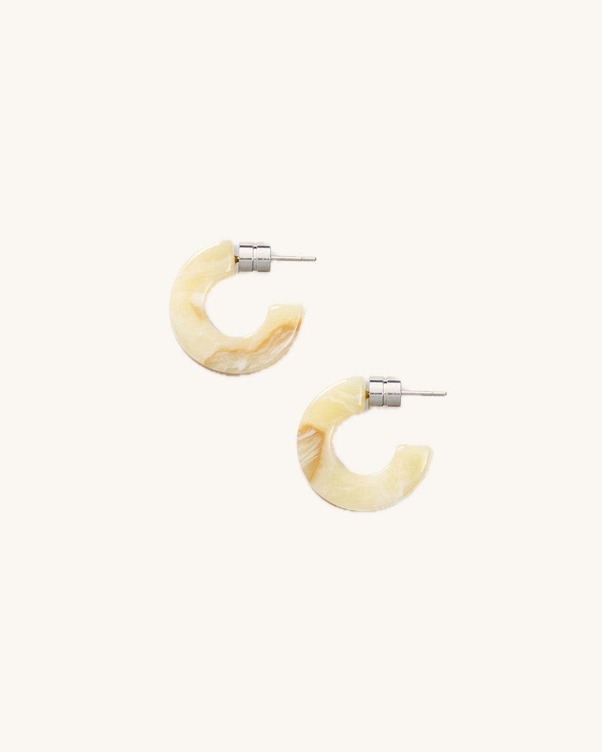 Muse Hoops in Crème